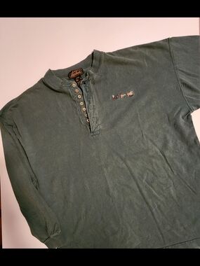 Vintage Eddie Bauer Dark Green Long-Sleeve Henley with Button Placket
